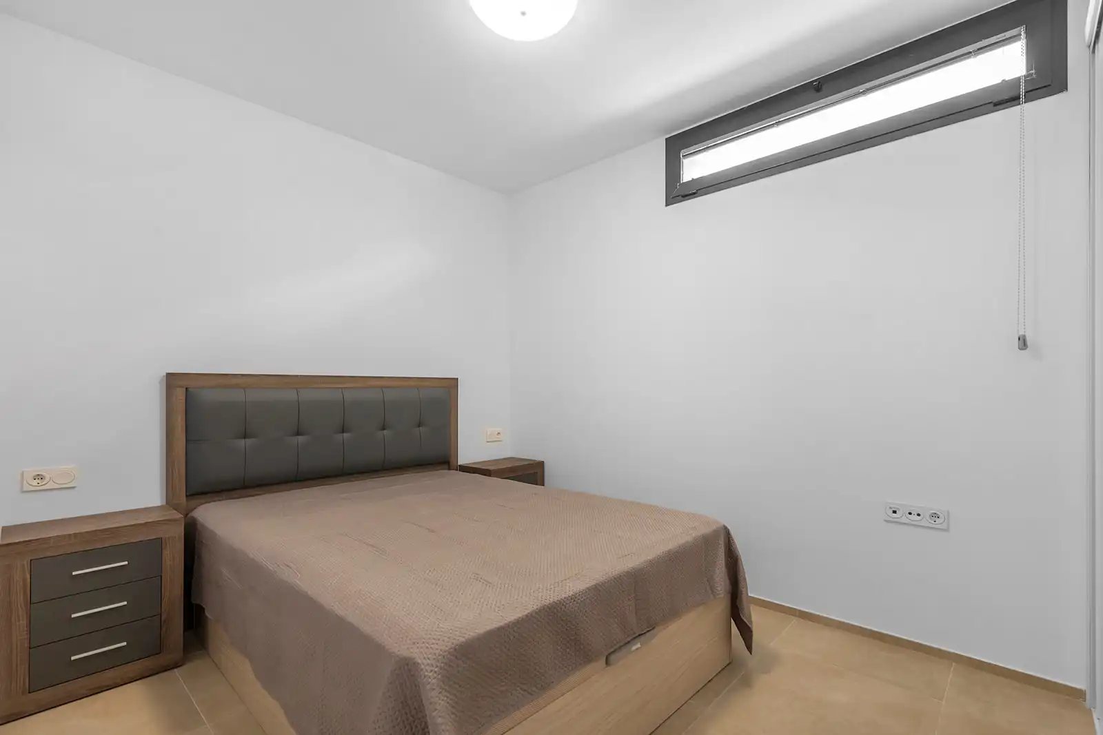 Habitación de Casa o chalet en venta en Orihuela con Piscina