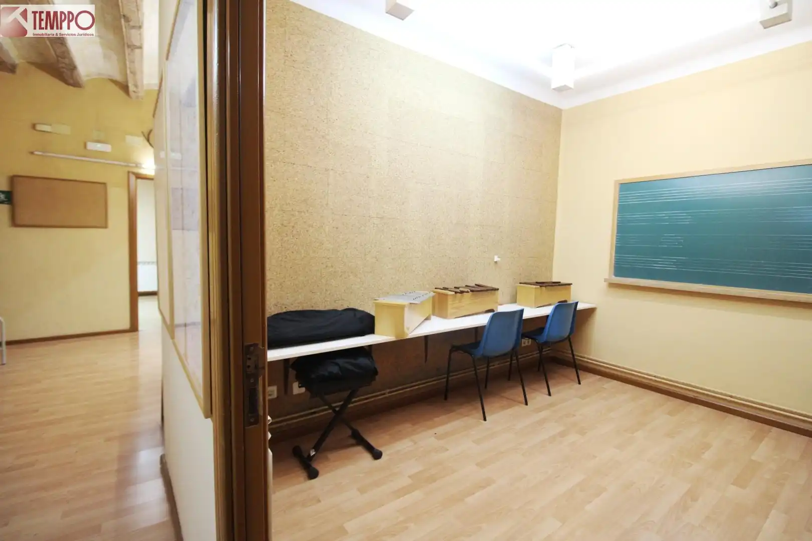 Casa adosada en venta en Carrer MURALLA, Centre