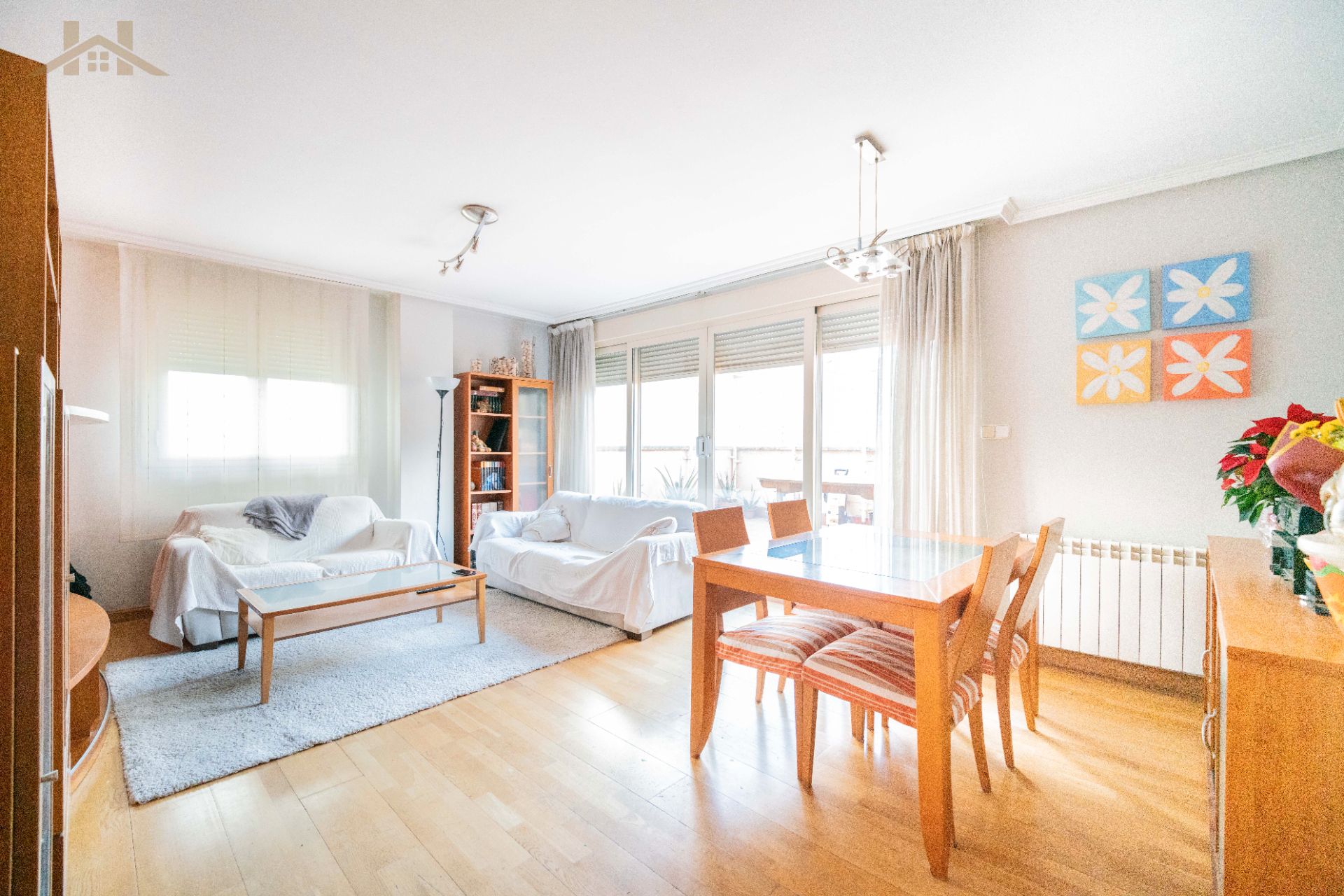 Living room of Flat for sale in Alcobendas  with Heating, Terrace and Storage room