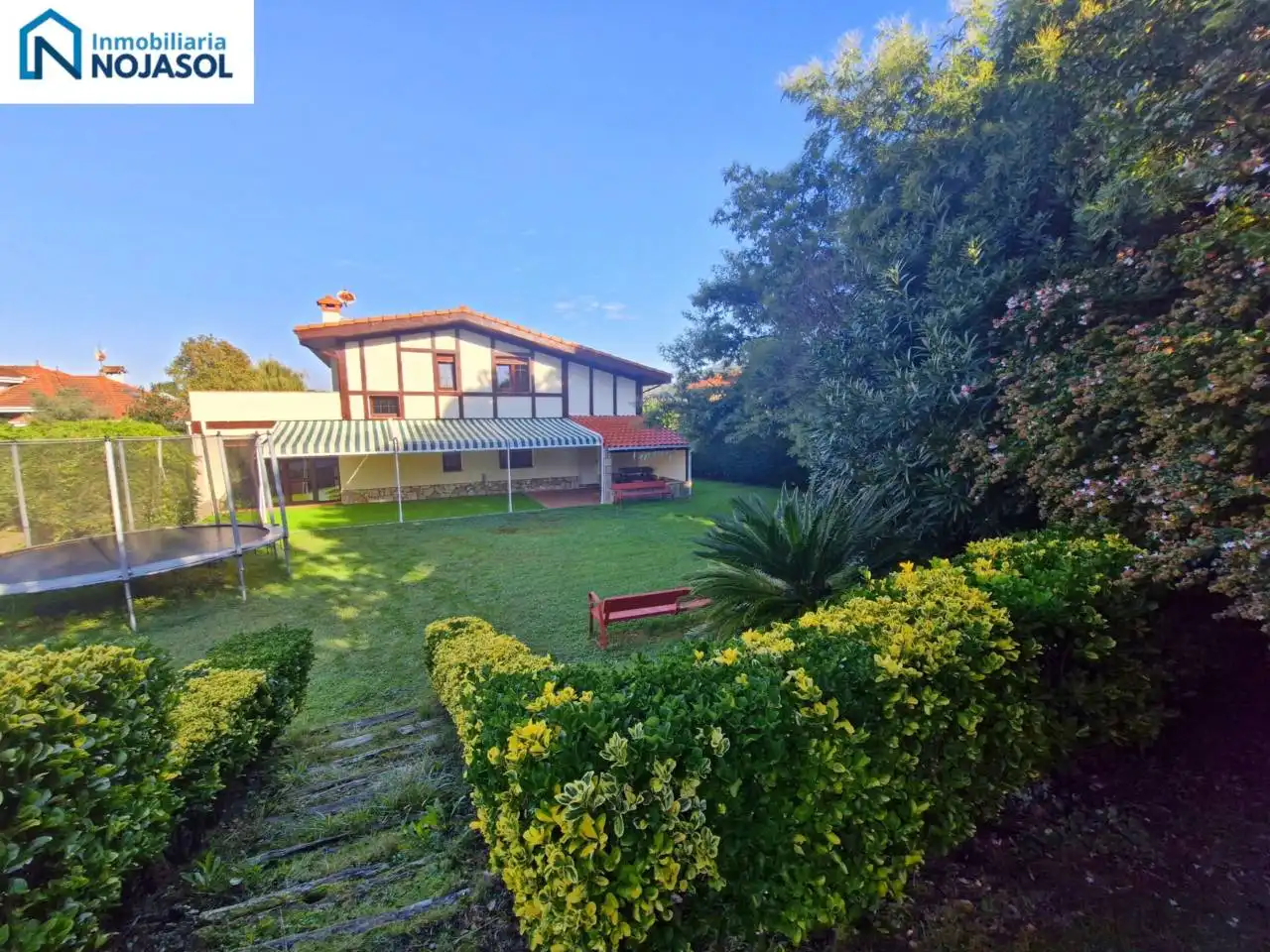 Jardín de Casa o chalet en venta en Meruelo, Cantabria