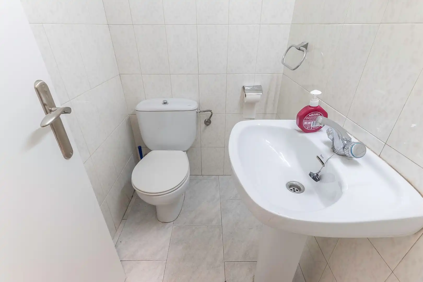 Baño de Local en venta en Bilbao  con Calefacción
