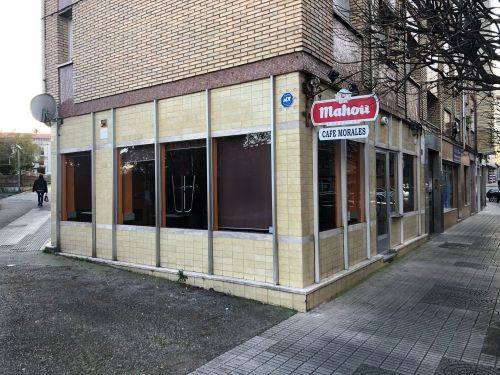 Local comercial en Alquiler en Calle Conde Toreno en El Coto