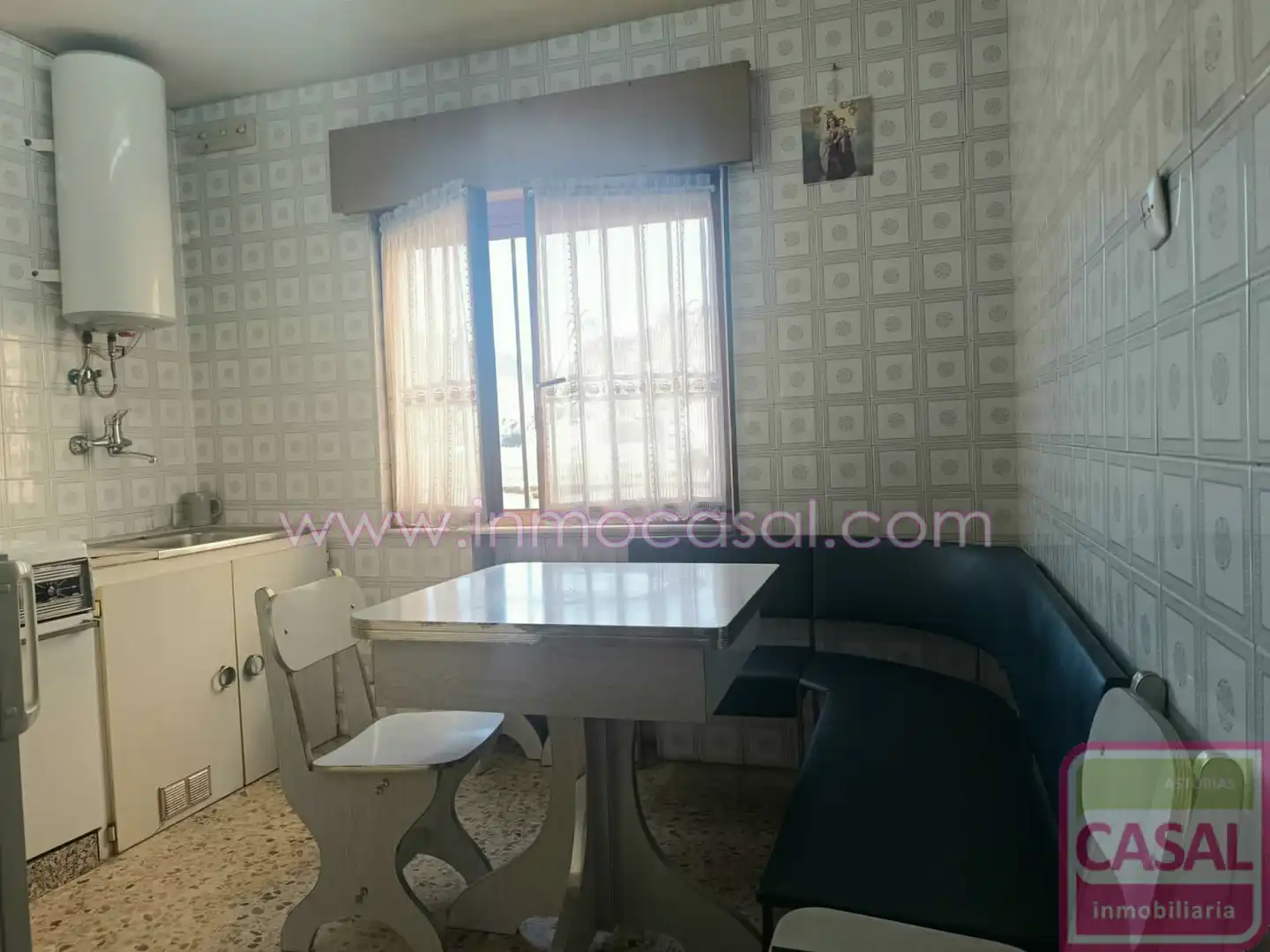 Piso con ascensor en venta en Aller, imagen 2