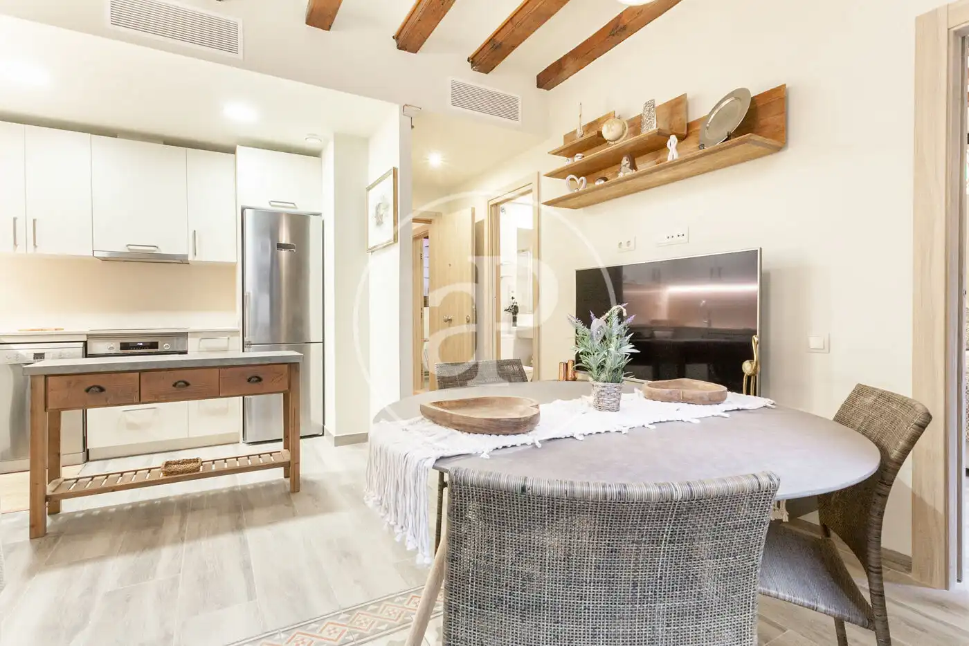 Außenansicht von Wohnung zur Miete in Barcelona mit Klimaanlage, Heizung und Möbliert
