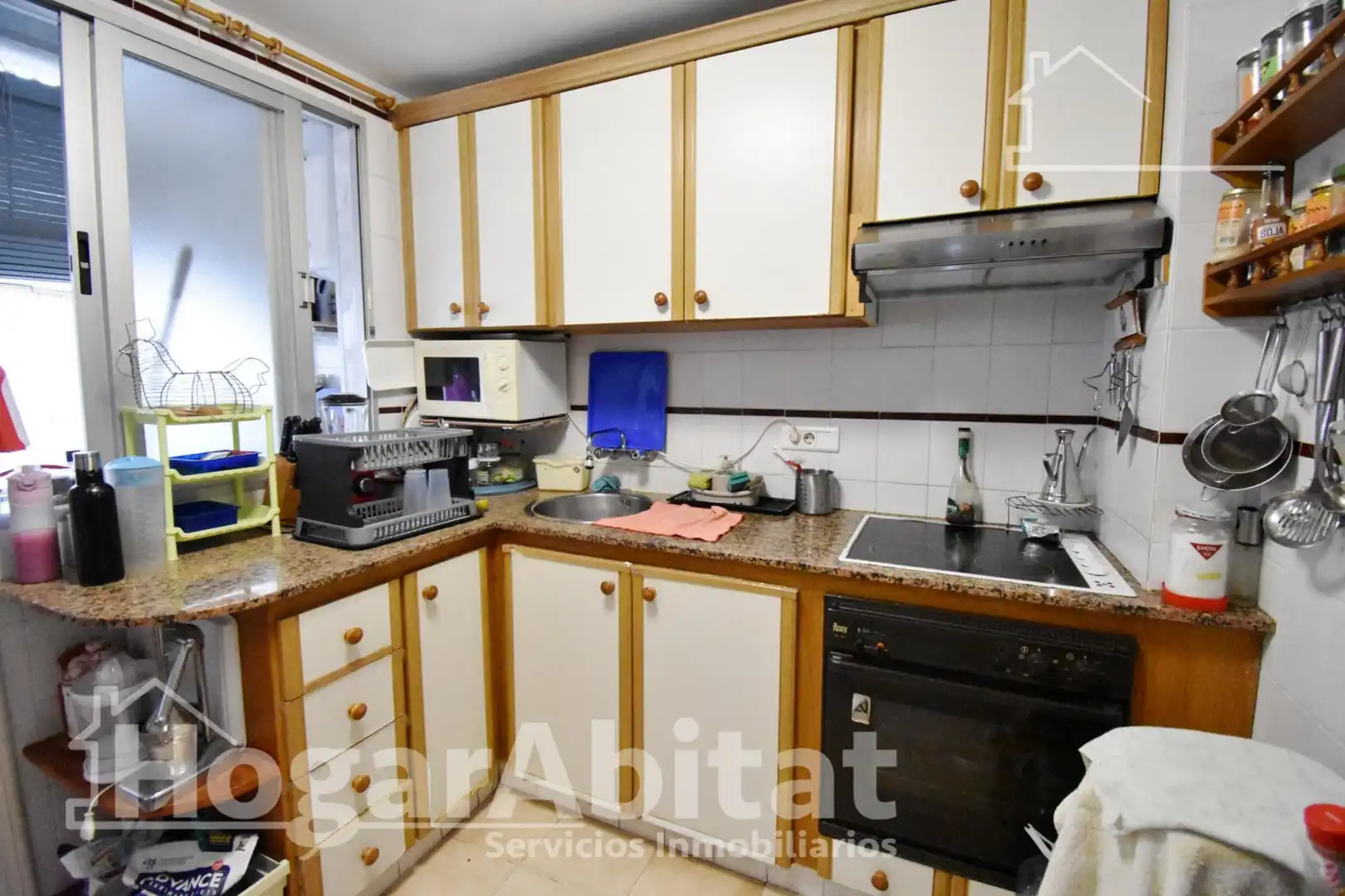 Kitchen of Flat for sale in Almoines  with Air Conditioner