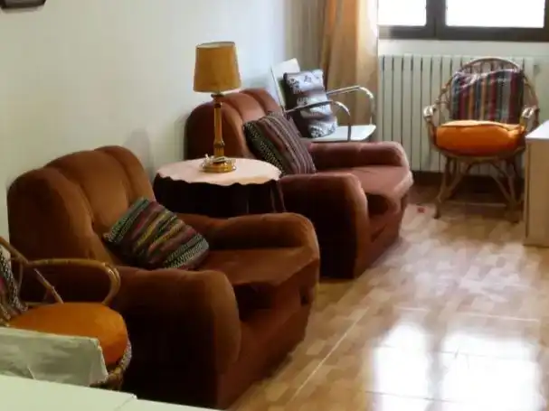 Wohnzimmer von Wohnung zur Miete in Cella mit Klimaanlage und Möbliert