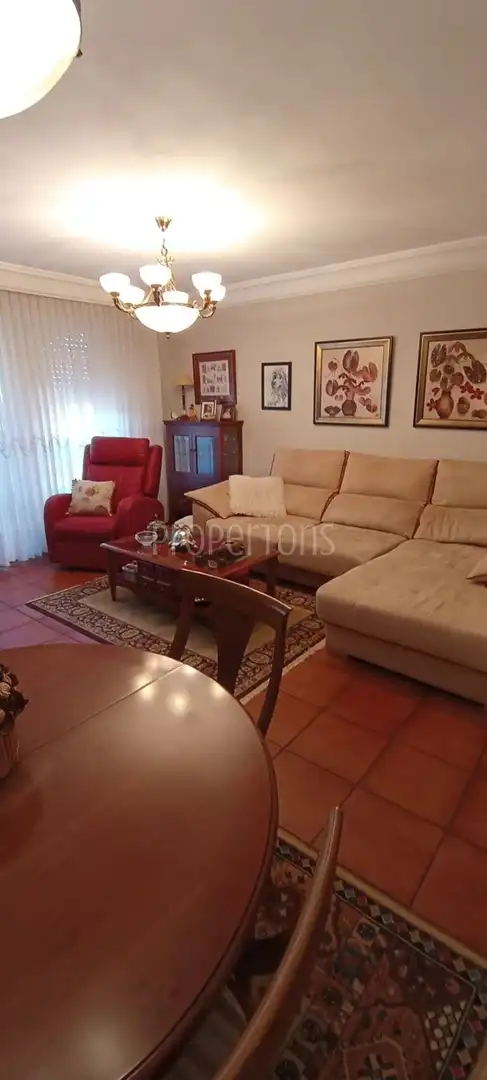 Living room of Houses for sale in Miranda de Ebro