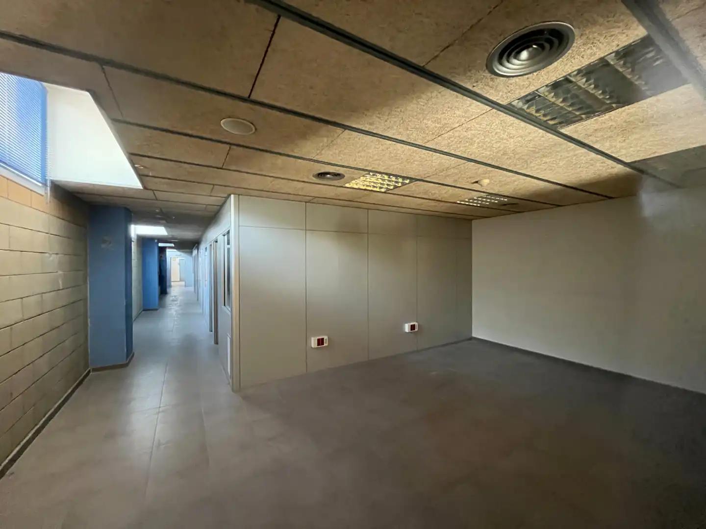 Nave industrial en venta en Riudellots de la Selva con Calefacción y Alarma