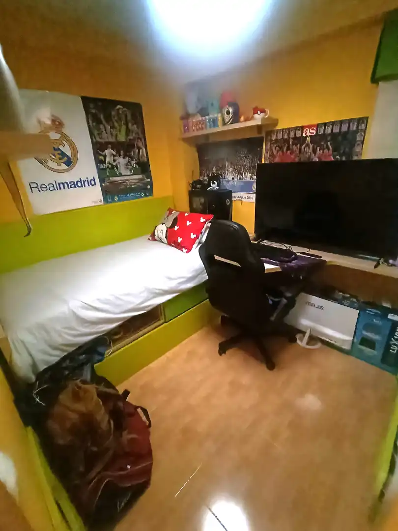 Schlafzimmer von Wohnung zum Verkauf in Parla mit Klimaanlage und Heizung