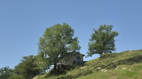 Foto 3 de Casa o chalet en venta en La Azuela, San Roque de Riomiera, Cantabria