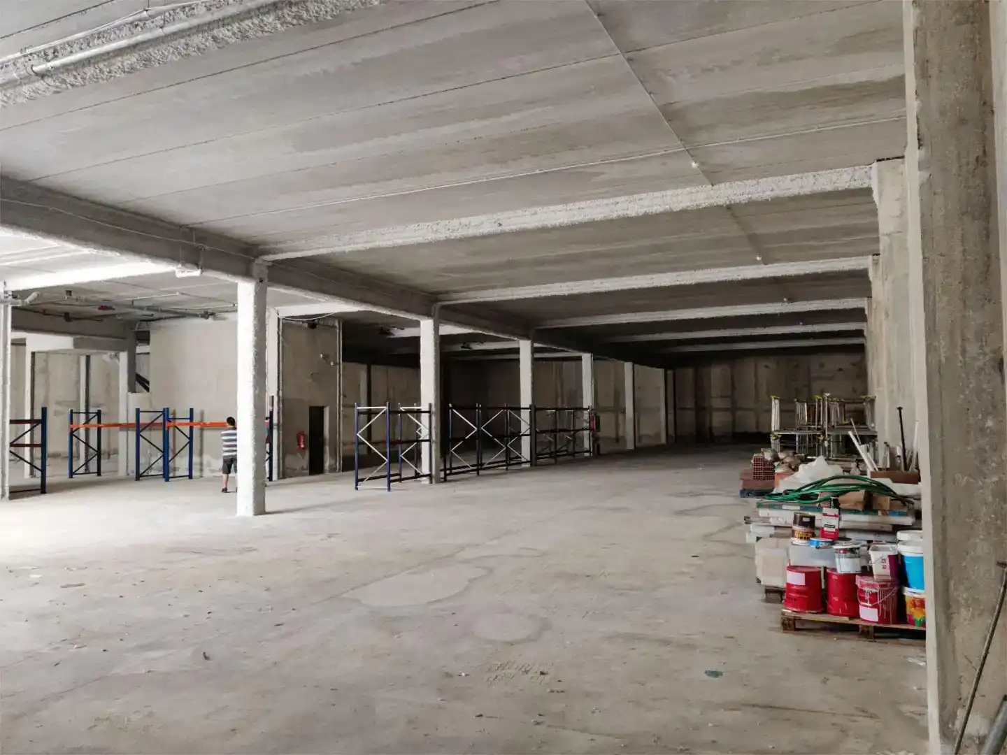 Fabrikhallen zur Miete in Finestrat