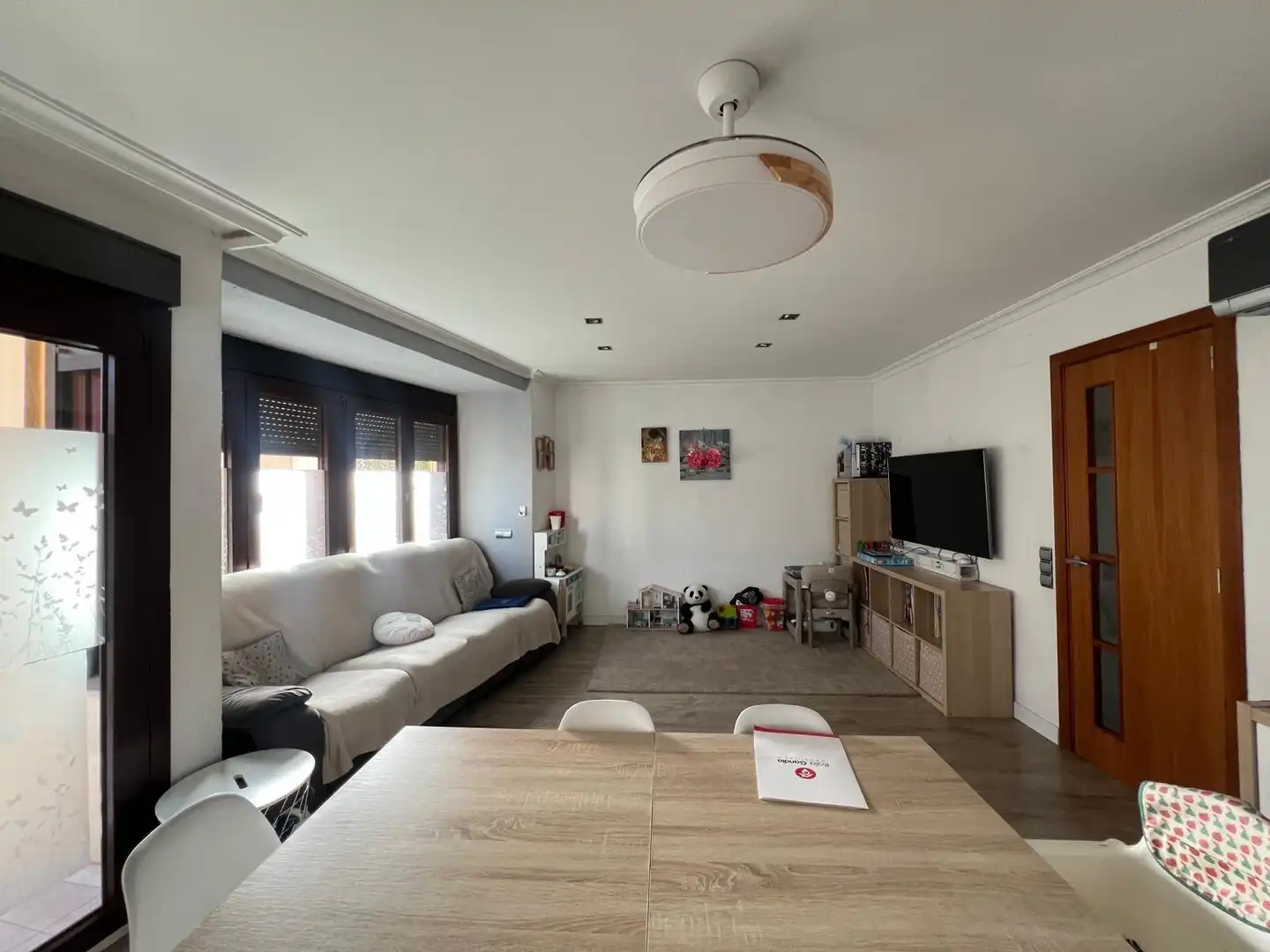 Sala d'estar de Pis en venda en Ontinyent amb Aire condicionat, Traster i Balcó