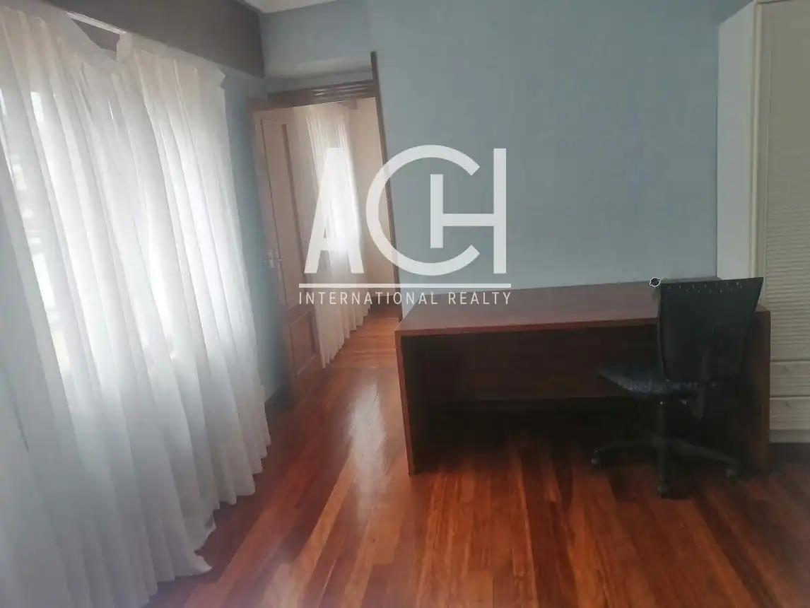 Flat for rent in CALLE JULIO URQUIJO, San Pedro de Deusto - La Ribera