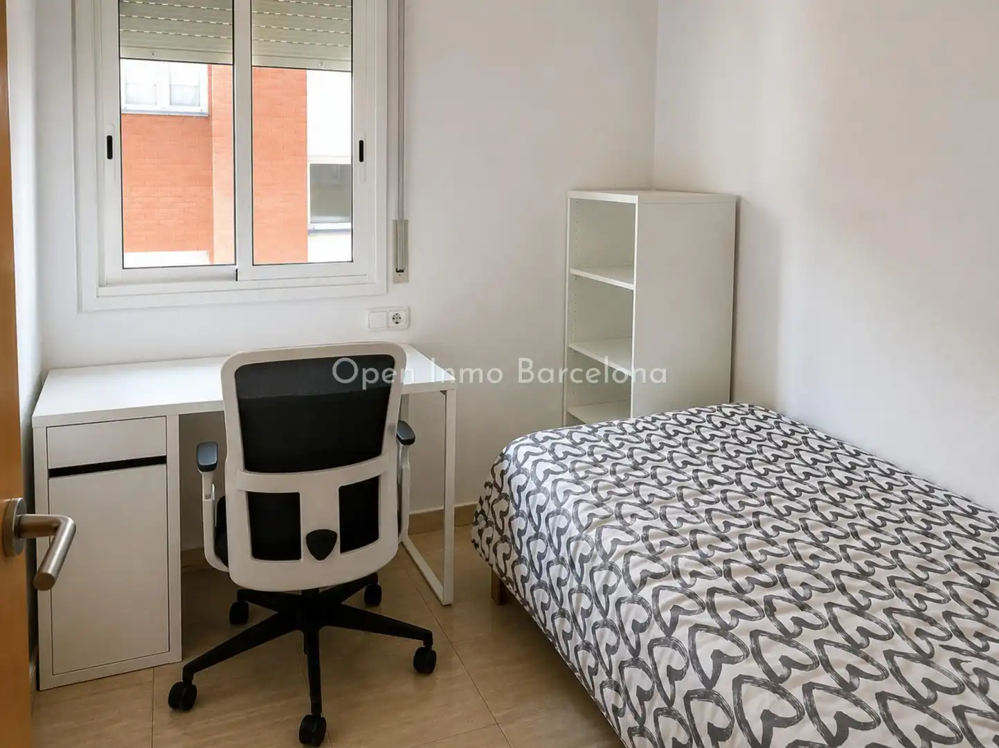 Bedroom of Flat for sale in Vilanova i la Geltrú  with Air Conditioner and Heating