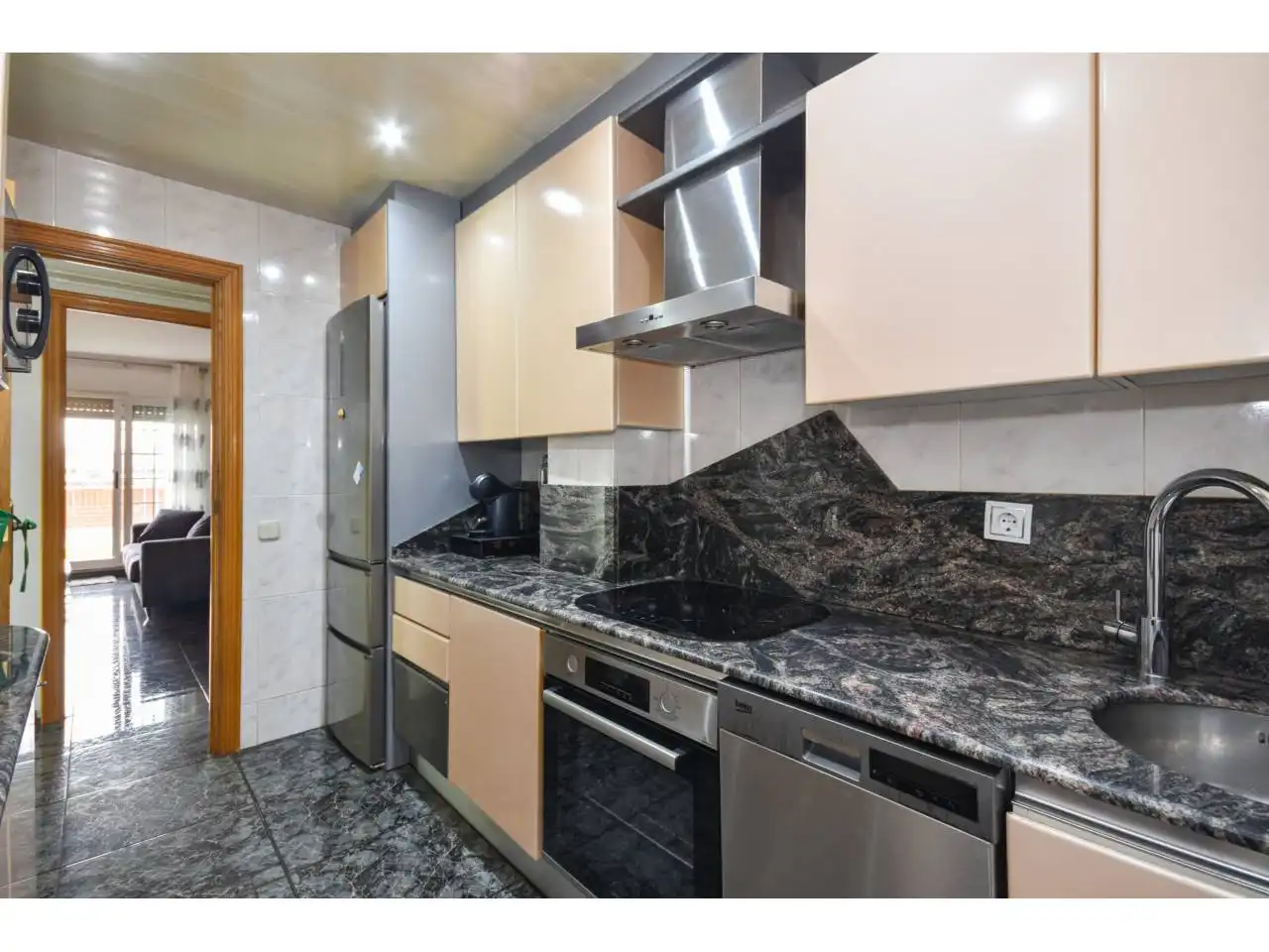 Cocina de Piso en venta en Montcada i Reixac con Calefacción y Terraza