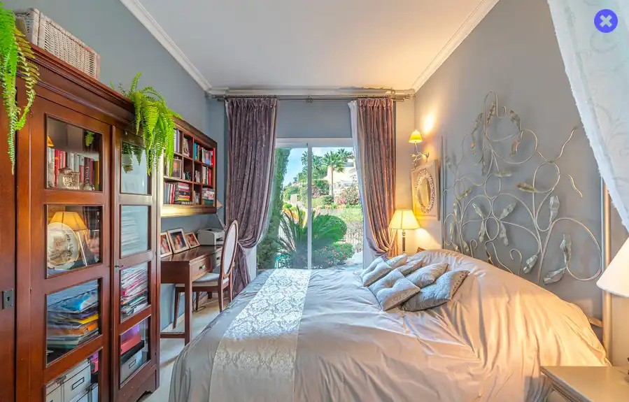Habitación de Casa o chalet en venta en Istán con Aire acondicionado, Jardín privado y Piscina