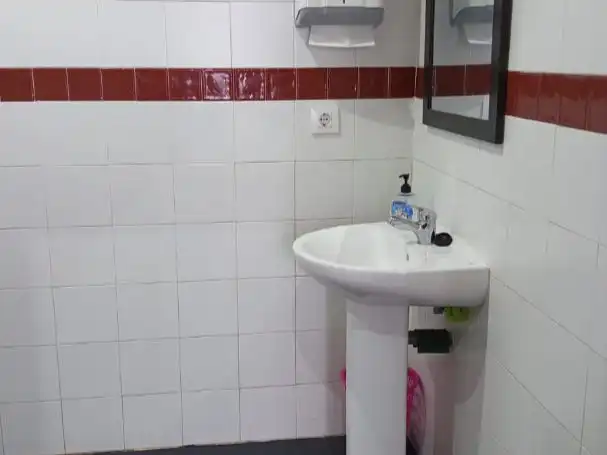 Baño de Oficina en venta en Olivenza con Aire acondicionado, Calefacción y Terraza