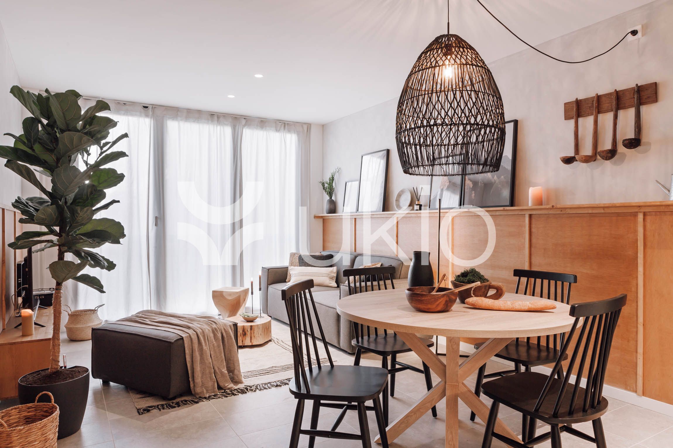 Sala de estar de Apartamento de alquiler en  Barcelona Capital con Aire acondicionado, Terraza y Amueblado