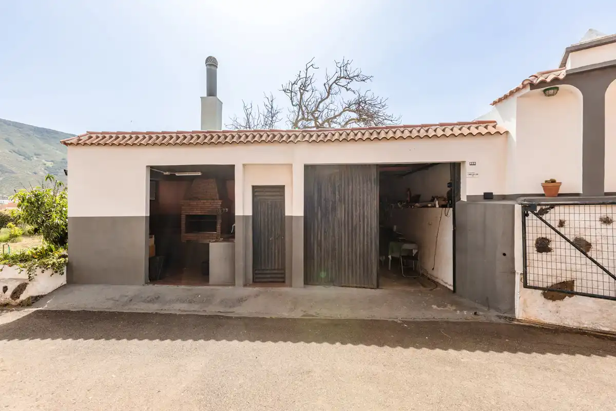 Exterior view of Country homes for sale in San Cristóbal de la Laguna  with Private garden, Terrace and Balcony