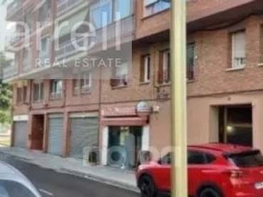 Pis en venda a CARRER BARCELONA 
Es: Pl: Pt:
 CANOVELLES (BARCELONA)