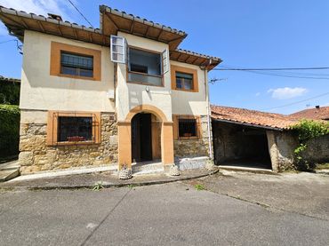 Haus zum Verkauf in Santianes - LG SANTIANES 34