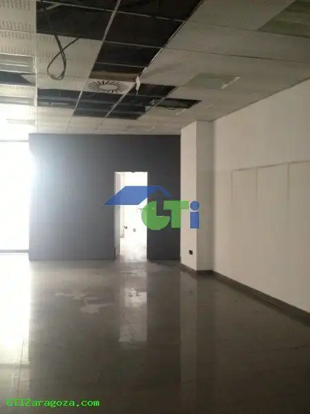 Local en venta en Zaragoza