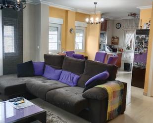 Living room of Flat for sale in Guriezo  with Heating, Furnished and Oven