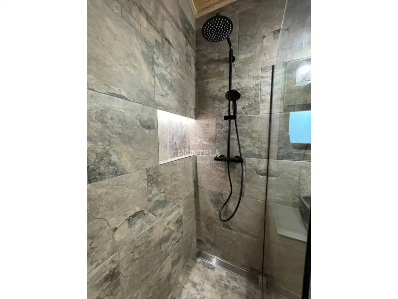 Baño de Piso en venta en La Massana con Calefacción y Terraza