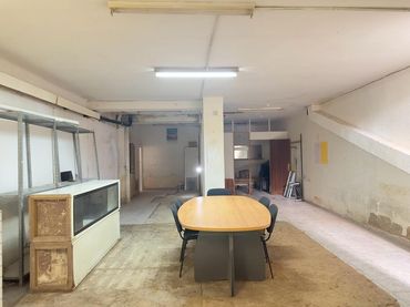 Local comercial en venta en Nou Barris