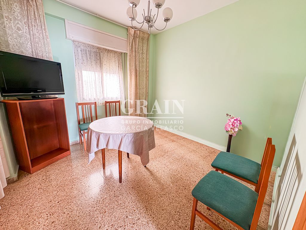 Dormitori de Pis en venda en  Albacete Capital amb Aire condicionat i Balcó