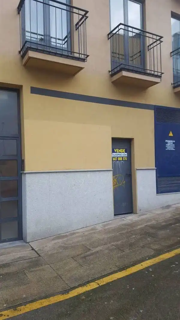 Local comercial en venda a Zona Alta