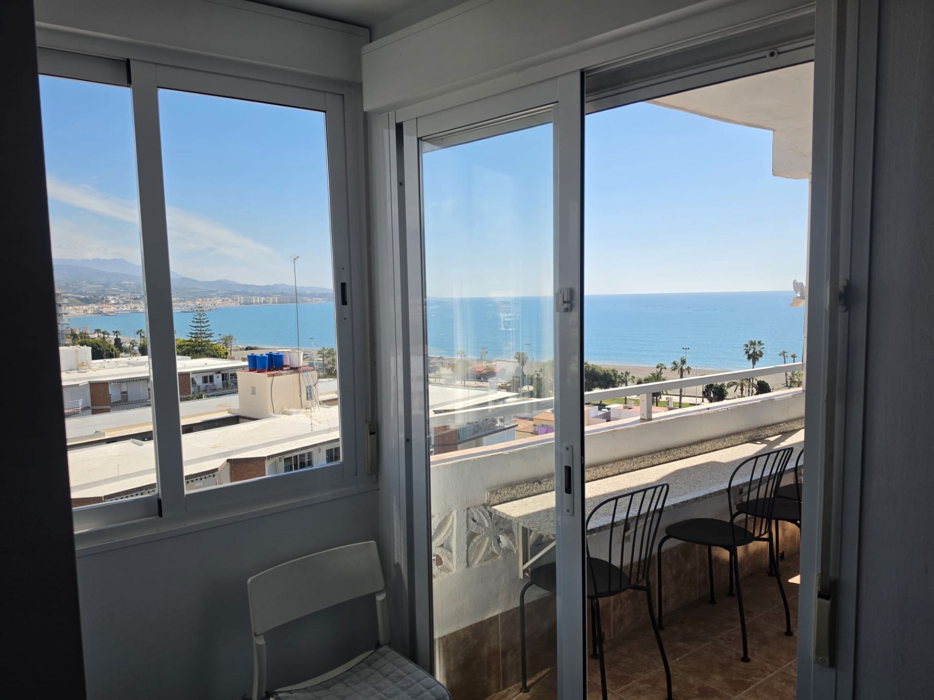 Bedroom of Flat for sale in Vélez-Málaga  with Air Conditioner, Furnished and Oven