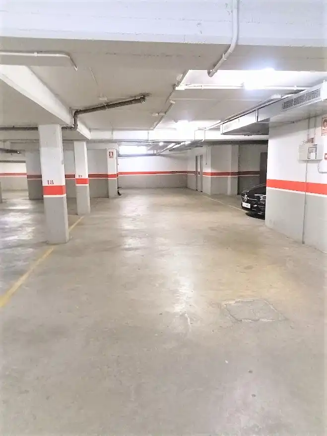 Parking de Garaje de alquiler en Lleida