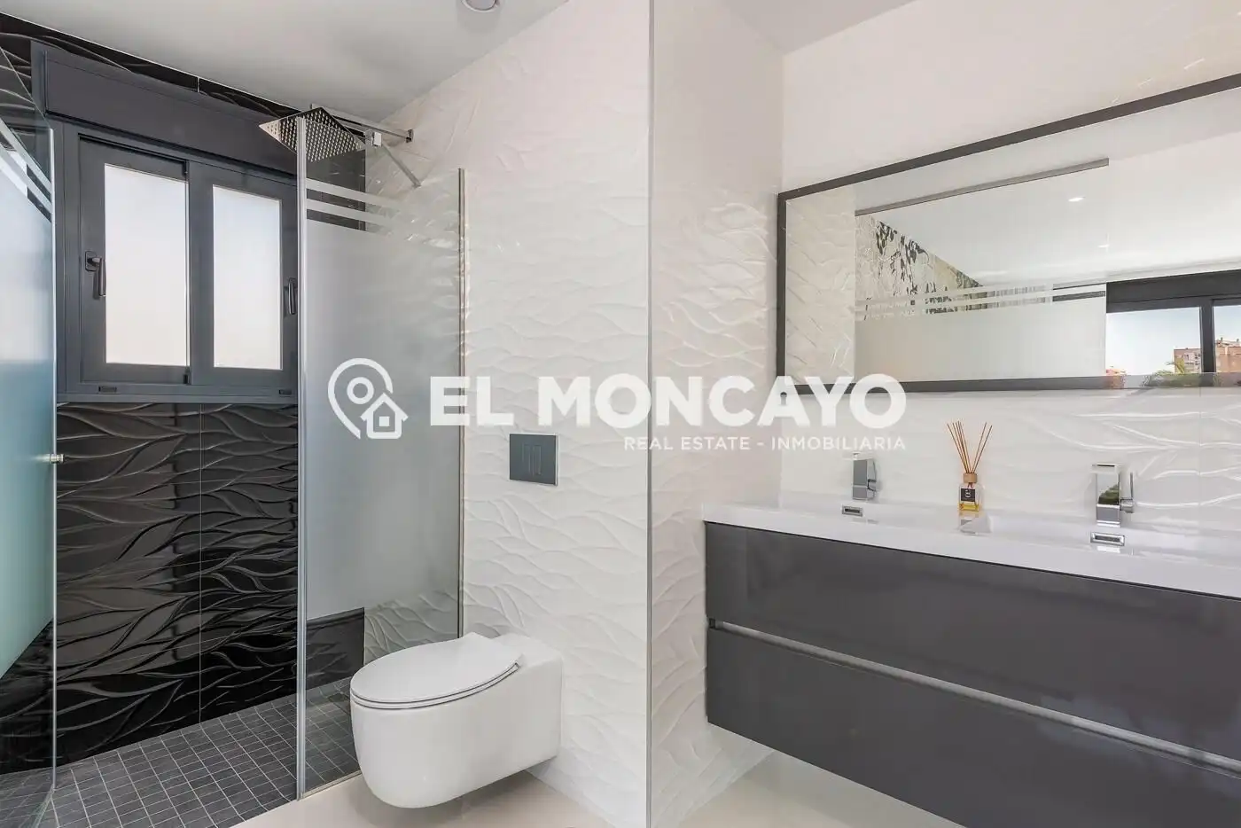 Detached house with pool for sale in Avenida Playa Honda, imagen 44