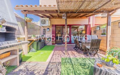 Exterior view of House or chalet for sale in Sant Vicenç de Montalt  with Air Conditioner, Heating and Private garden