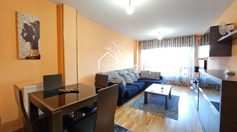 Foto 4 de Piso de alquiler en A Gándara, Narón