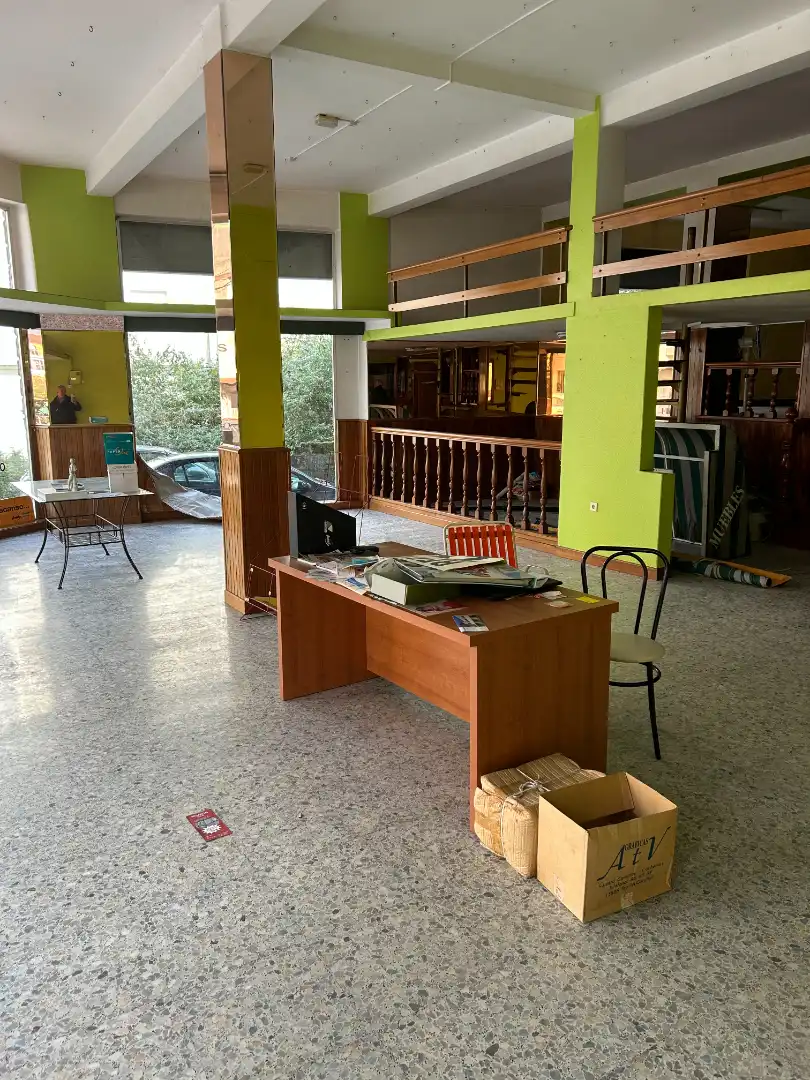 Local comercial en venta en Avenida Xosé Solla, imagen 3