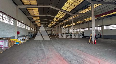 Foto 3 von Fabrikhallen zur Miete in Camino del Cementerio, Tremañes, Gijón