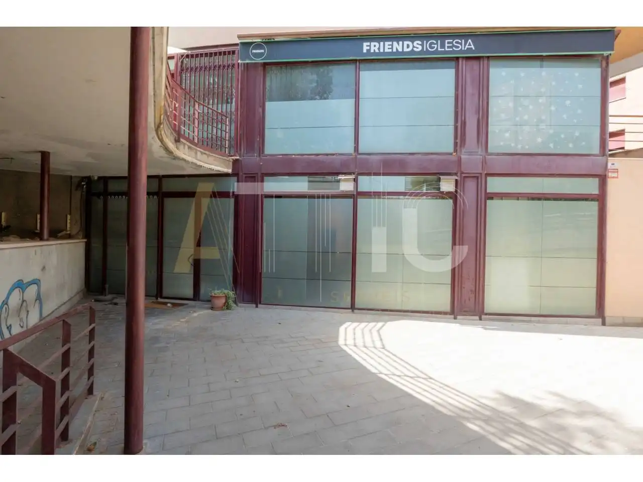 Exterior view of Commercial properties for sale in Sabadell  with Air Conditioner