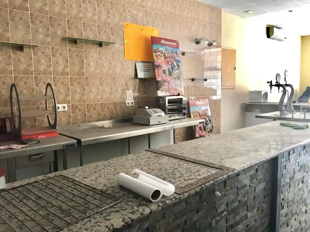 Business premises for sale in Casco Antiguo, imagen 13