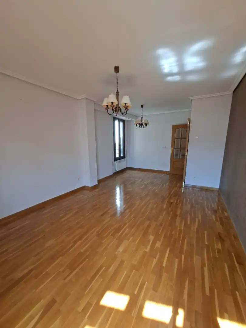 Esszimmer von Wohnung zum Verkauf in Salvatierra / Agurain mit Parkett und Abstellraum