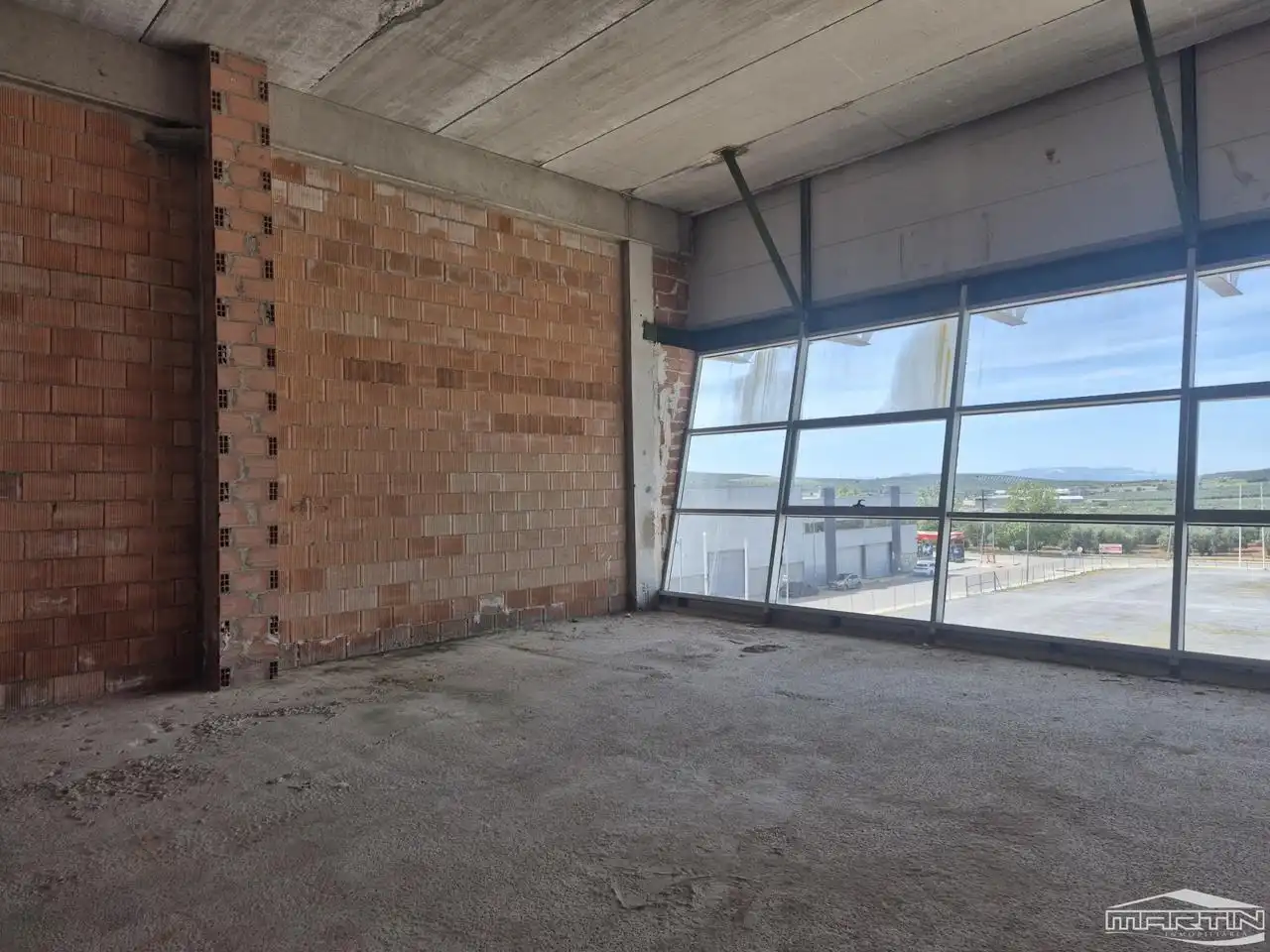 Oficina de alquiler en Lucena