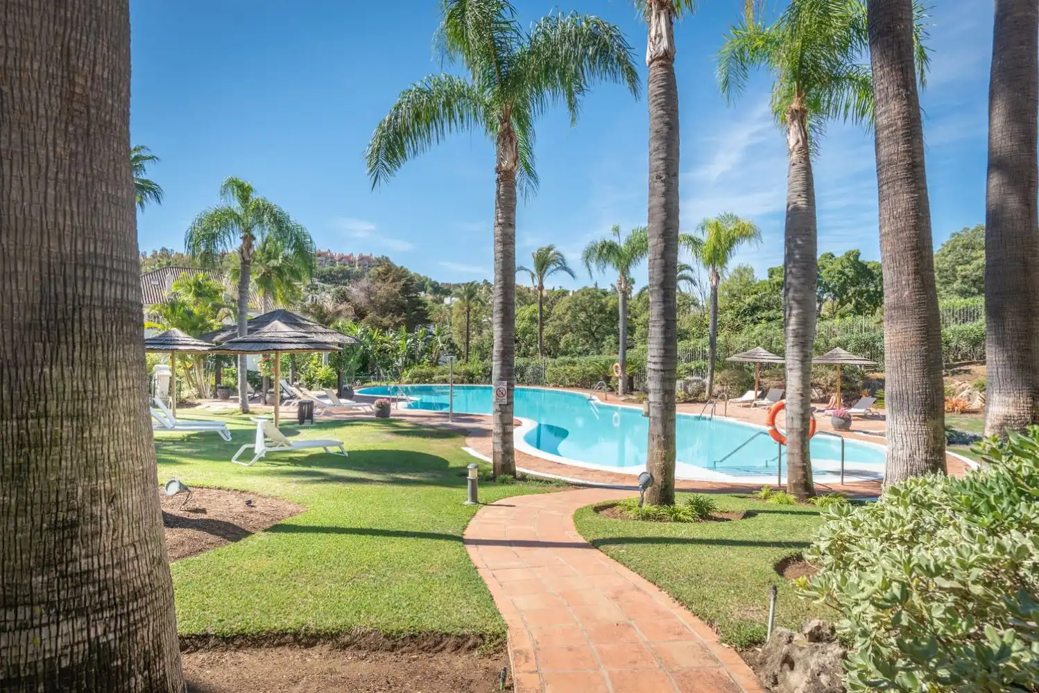 Ático con terraza en venta en Nueva Andalucía, imagen 4