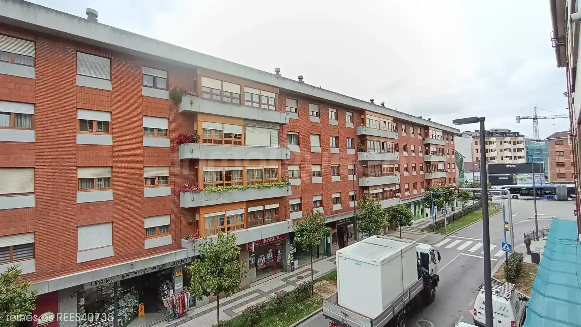 Vista exterior de Piso de alquiler en Siero con Calefacción, Terraza y Amueblado