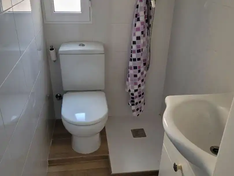 Bany de Dúplex en venda en Buñol amb Aire condicionat, Moblat i Balcó