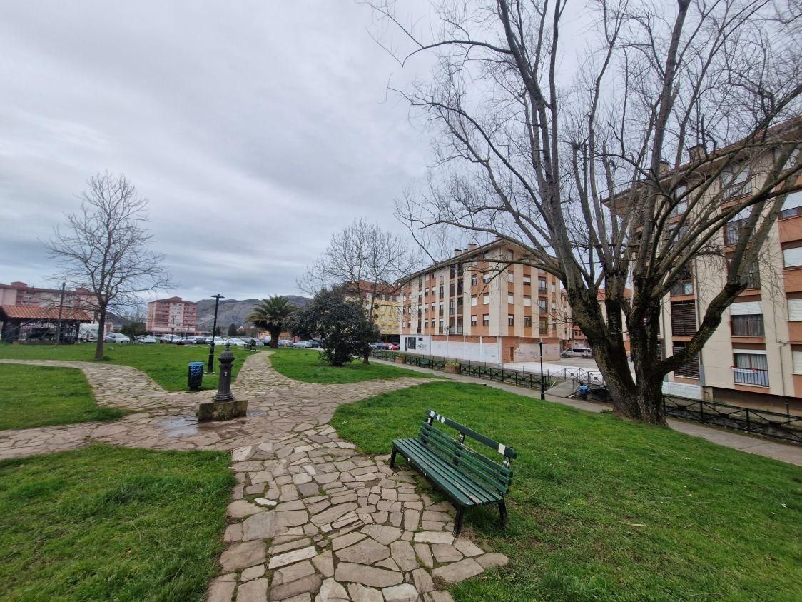 Exterior view of Flat for sale in Los Corrales de Buelna   with Heating, Parquet flooring and Terrace