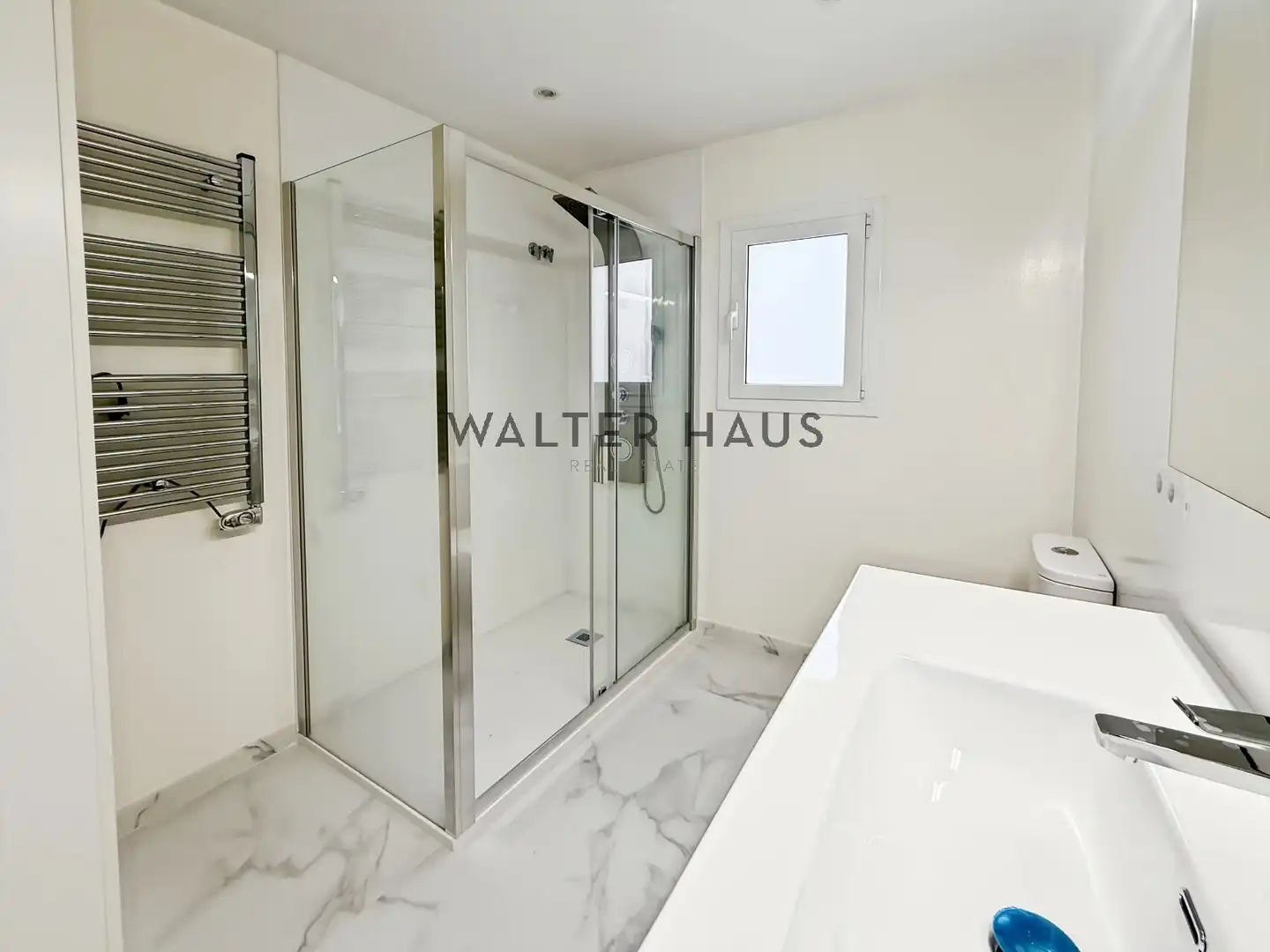 Baño de Dúplex en venta en Barcelona con Aire acondicionado y Amueblado
