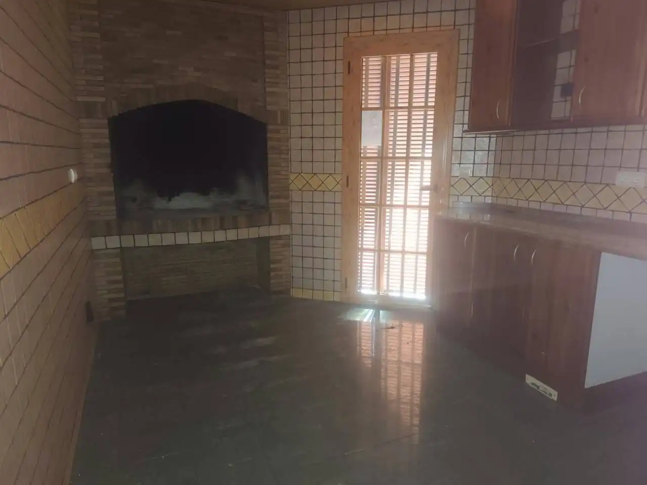 Cuina de Casa o xalet en venda en Caldes de Montbui amb Terrassa i Piscina