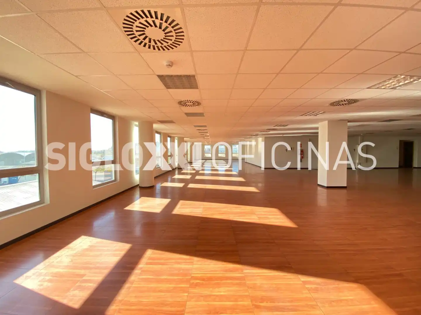 Oficina de lloguer a DE LA METAL.LURGIA, imagen 14