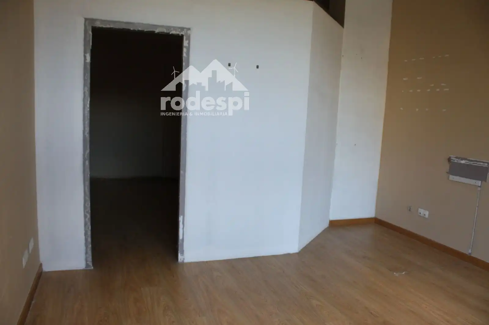 Local comercial en alquiler en CASTELAO, imagen 5